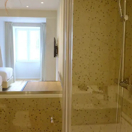 Liberator Rossio ליסבון