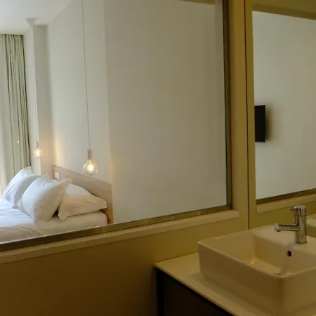 Liberator Rossio ליסבון